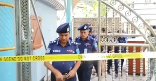 ‘নুরাল পাগলের’ মাজারে ক্রাইম সিন ইউনিট ও অতিরিক্ত ডিআইজি